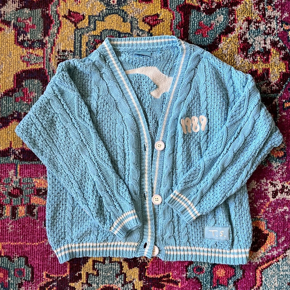 taylor swift 1989 cardigan - size M/L